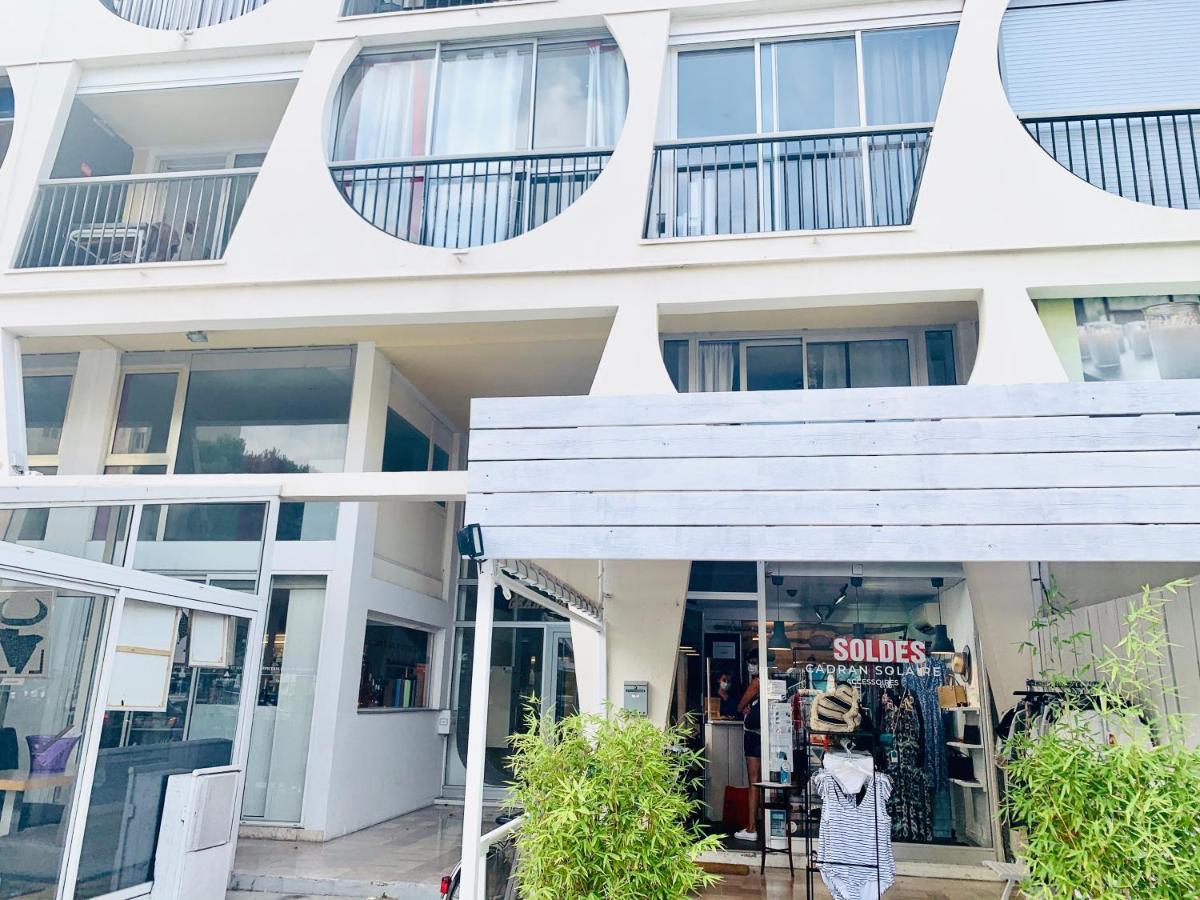 Appartement accès direct mer, en face du port et de toutes commodités La Grande-Motte Exterior foto