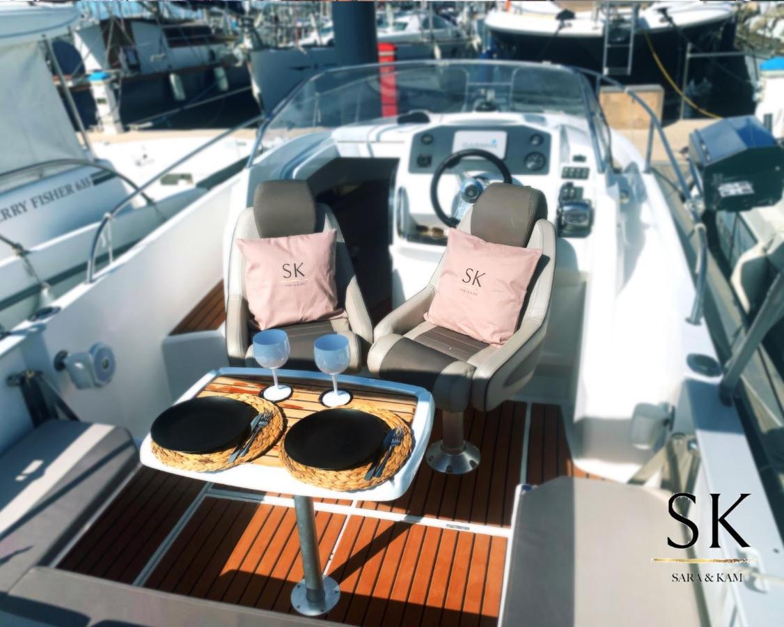 Appartement accès direct mer, en face du port et de toutes commodités La Grande-Motte Exterior foto